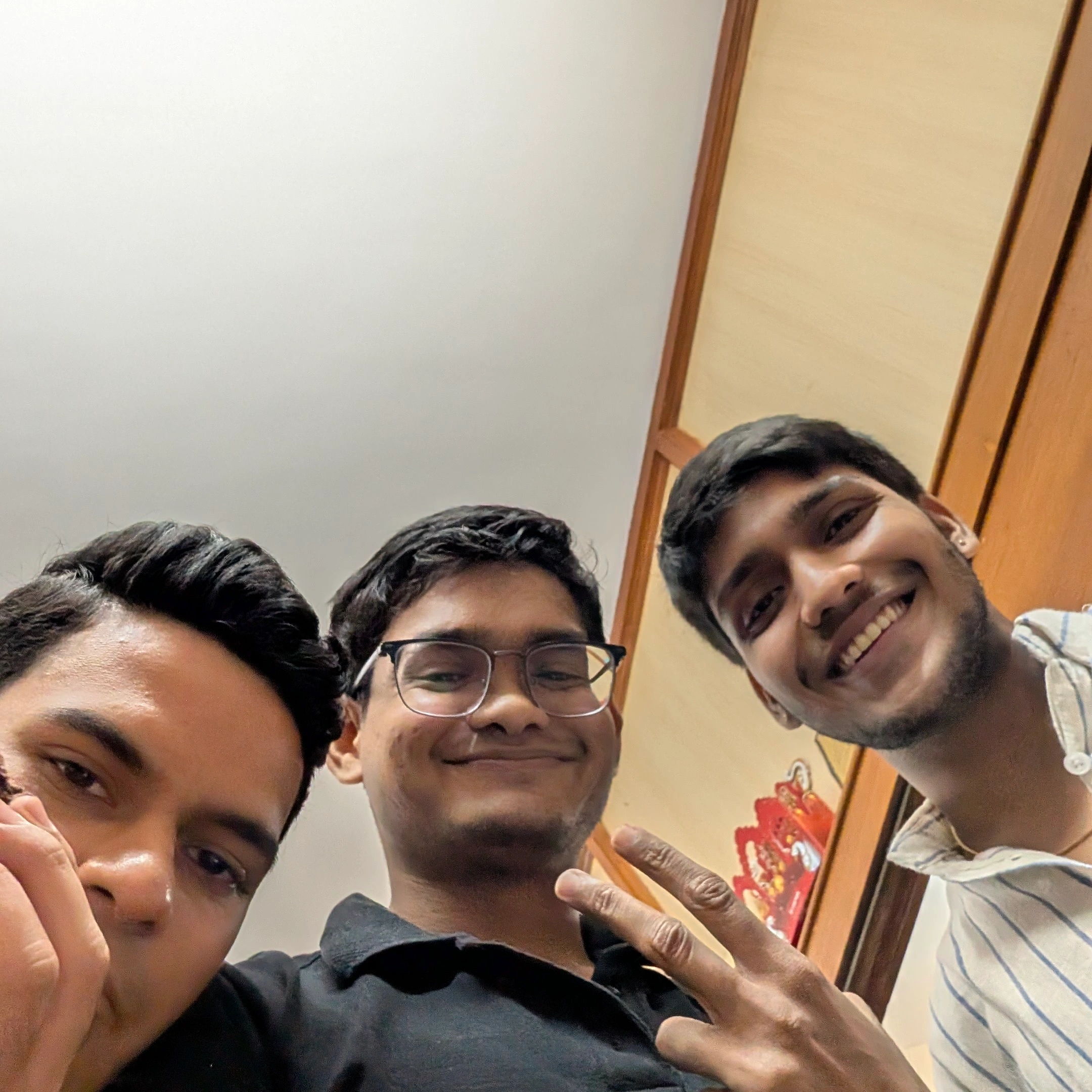 PXL_20251118_060425265